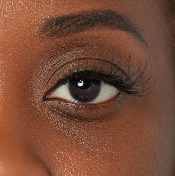 Kiss NNM04 The New Natural Wispy Style High Bun False Lashes 4pk, Lot of 3 - Picture 8 of 8